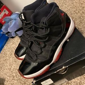 Air Jordan 11 Retro GS ‘Bred’ 2012 release.